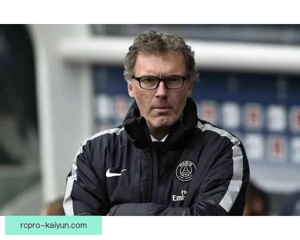 韩国队换帅传闻引发广泛关注，团队未来走向需持续观察